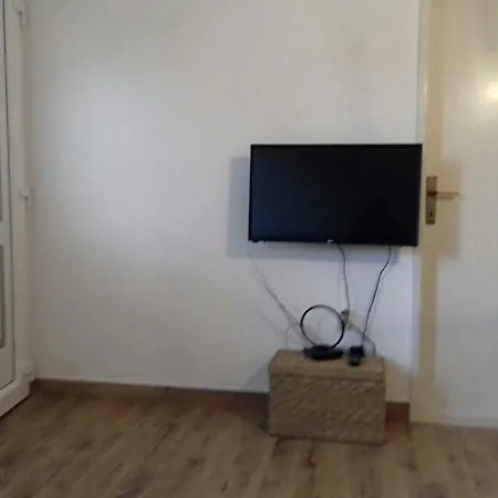 Apartman Roza Pucisca